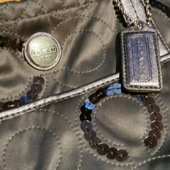 Amazing sequined Coach purse - Picture 2 of 5